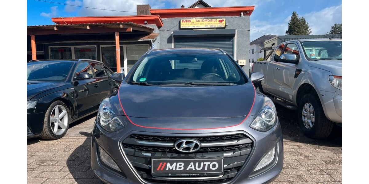 Hyundai i30 175.000 km 2.950 &euro; Saarwellingen 66793