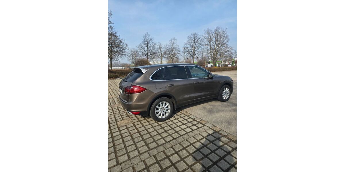 Porsche Cayenne 242.000 km 15.500 &euro; Augsburg 86153