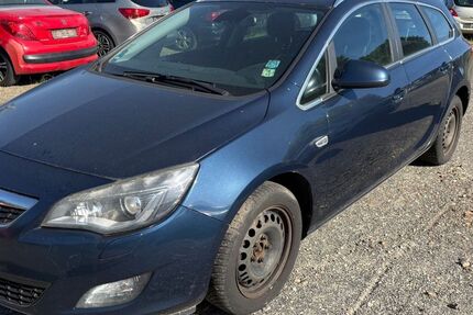 Opel Astra 318.433 km 2.790 &euro; Elsterwerda 04910