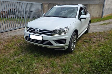 VW Touareg 343.618 km 14.999 &euro; Michelau im Steigerwald 97513