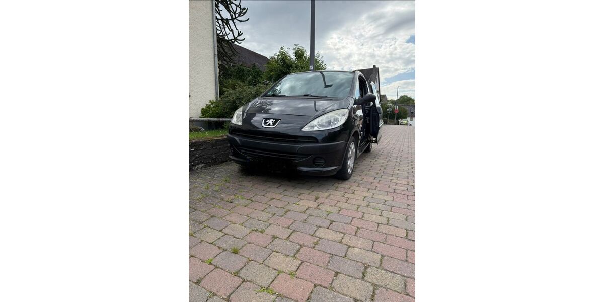 Peugeot 1007 200.000 km 1.000 &euro; Lorch 65391