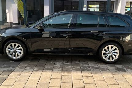 Skoda Octavia 24.166 km 31.950 &euro; Schmallenberg-Niederberndorf 57392