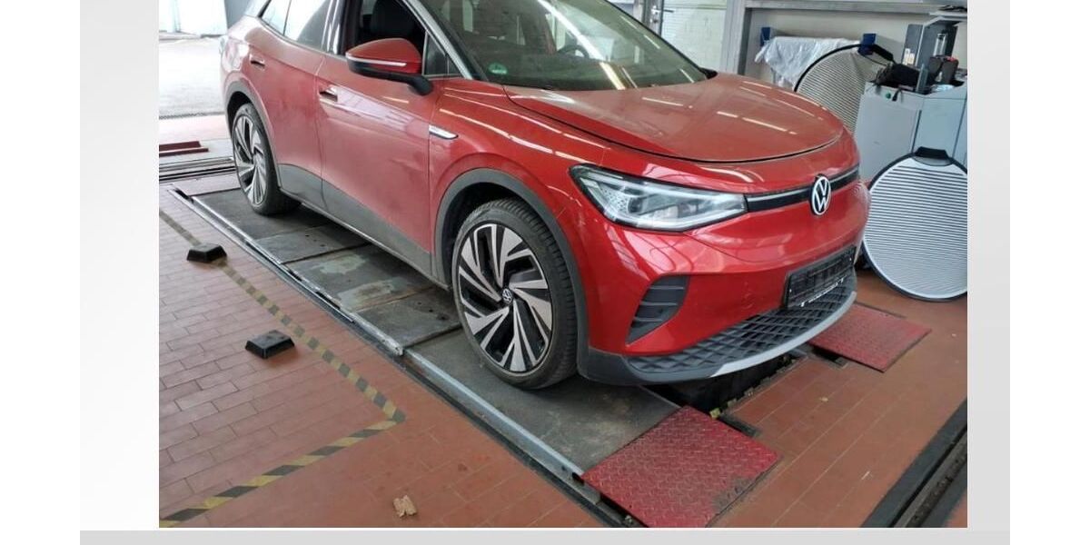 VW ID.4 26.879 km 36.940 &euro; Dessau-Roßlau 06842