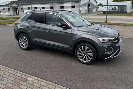 VW T-Roc 29.000 km 25.000 &euro; Oelsnitz 09376