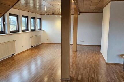 Wohnung Petersaurach - 3 Zimmer, 105 m&sup2;, 1.050&euro; | Angebot:25353315