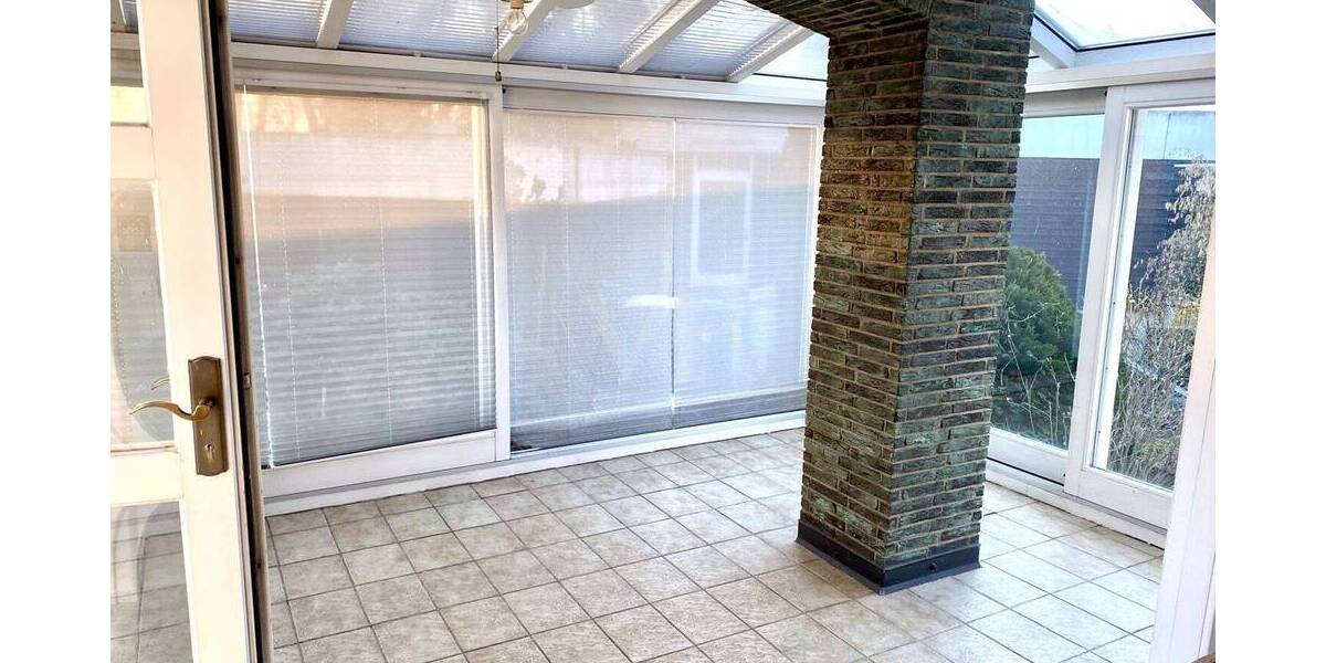 Gepflegtes 4-Parteienhaus mit Eigennutzungspotenzial auf dem Heidelberger Boxberg zimmer