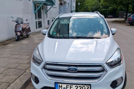 Ford Kuga 168.000 km 9.200 &euro; MÜNCHEN 80937