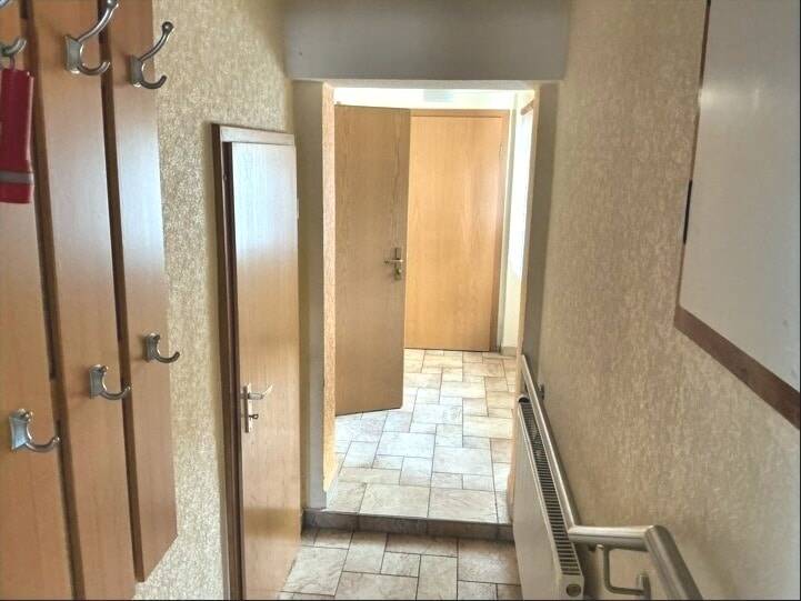 Einfamilienhaus Schönbrunn - 5 Zimmer, 140 m&sup2;, 180.000&euro; | Angebot:26501704