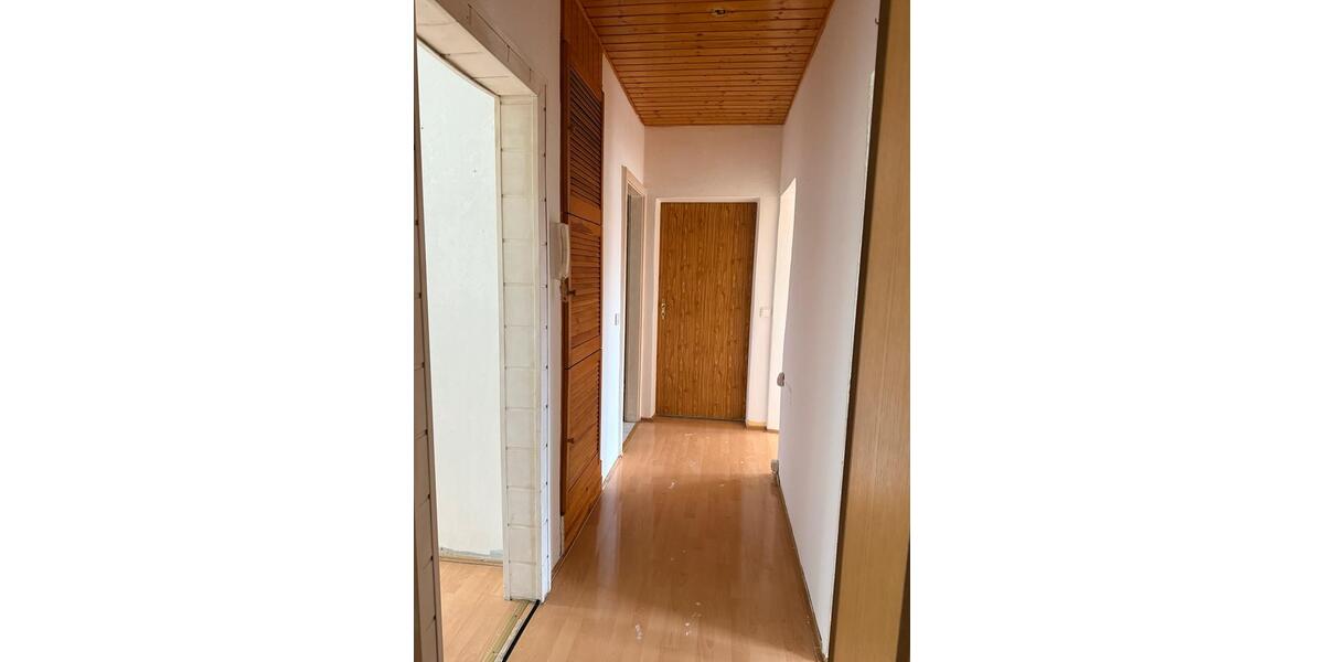 Hochparterre Eckartsberga - 4 Zimmer, 68 m&sup2;, 65.000&euro; | Angebot:27413896