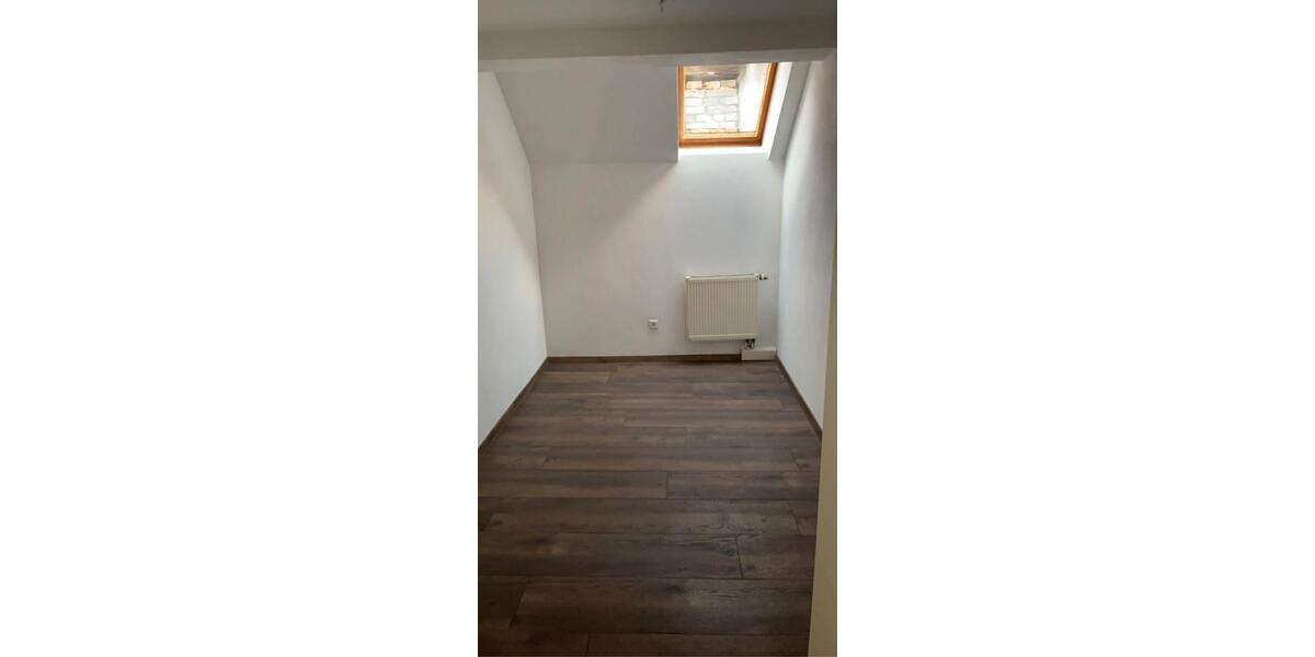 Einfamilienhaus Hallstadt - 3 Zimmer, 77 m&sup2;, 230.000&euro; | Angebot:26658428