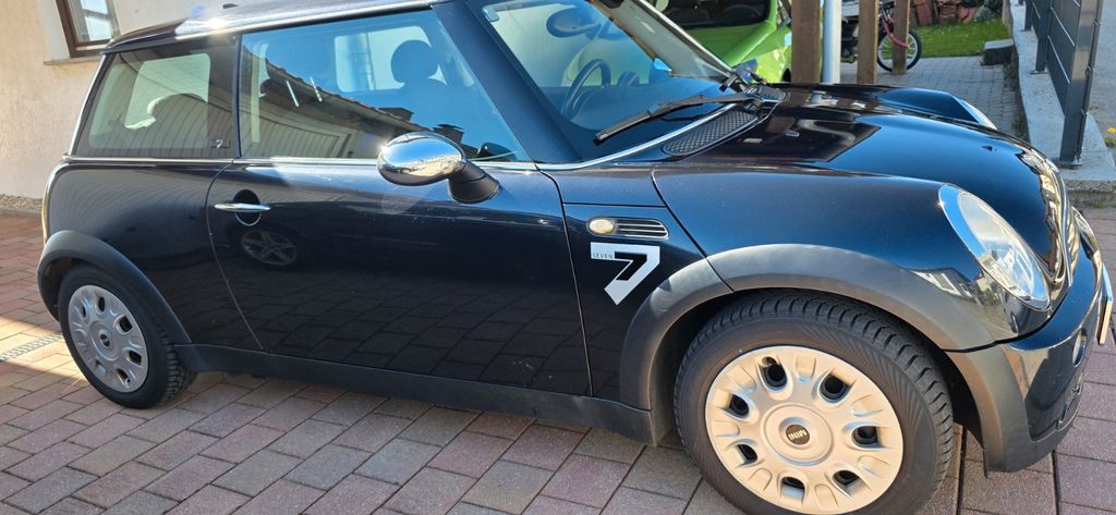 Mini ONE 130.500 km 2.500 &euro; Regen 94209