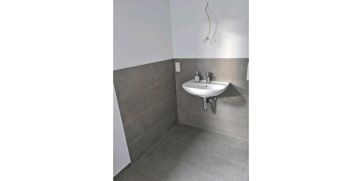 Erdgeschoßwohnung Durmersheim - 2 Zimmer, 80 m&sup2;, 980&euro; | Angebot:25407199