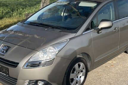 Peugeot 5008 154.667 km 4.990 &euro; Fürstenfeldbruck 82256