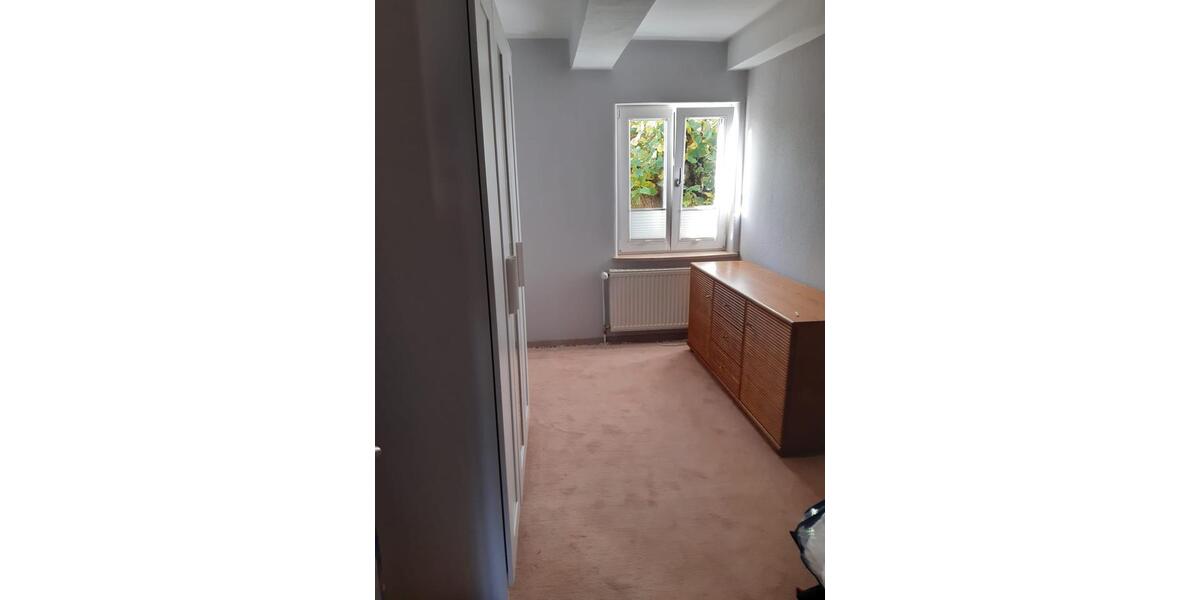 Sanierte und möblierte 2,5 Zi. Wohnung im OG, Cremlingen zimmer