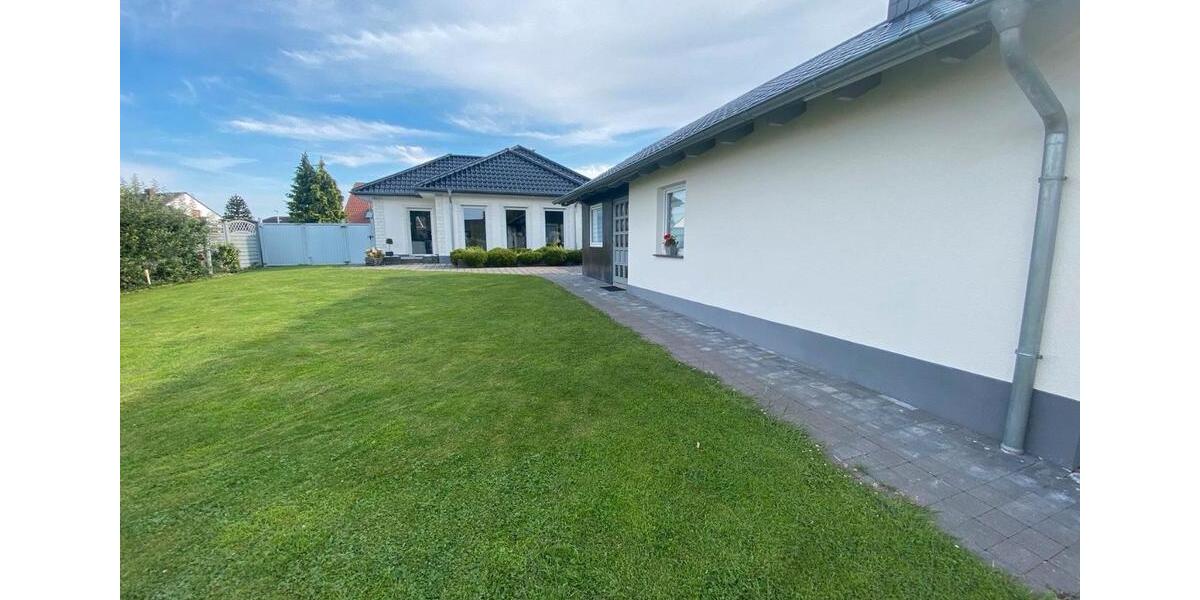 Bungalow Porta Westfalica - 5 Zimmer, 142 m&sup2;, 1.900&euro; | Angebot:26051075