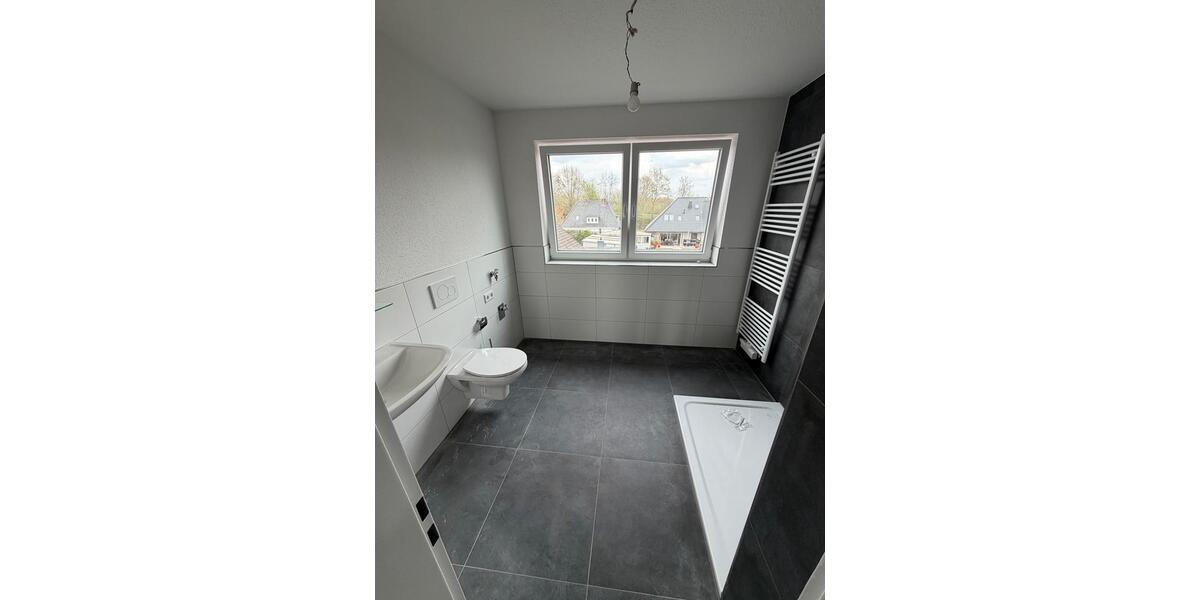 Dachgeschoßwohnung Lohne (Oldenburg) - 3 Zimmer, 73 m&sup2;, 800&euro; | Angebot:26408255