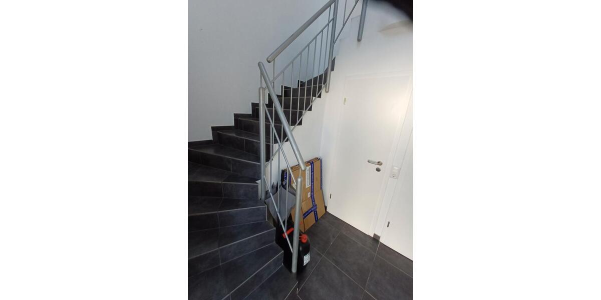 Dachgeschoßwohnung Goch - 3 Zimmer, 92 m&sup2;, 800&euro; | Angebot:26338773