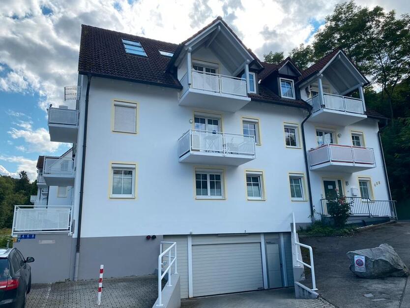 hochwertig sanierte 2-Zimmer Wohnung im Herzen von Dingolfing
