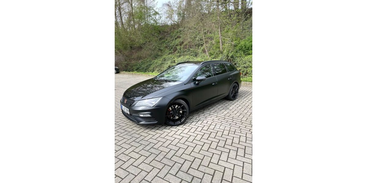 Seat Leon 142.800 km 18.890 &euro; Osnabrück 49084