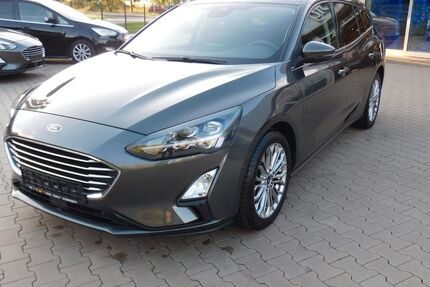 Ford Focus 61.393 km 17.965 &euro; Staßfurt 39418