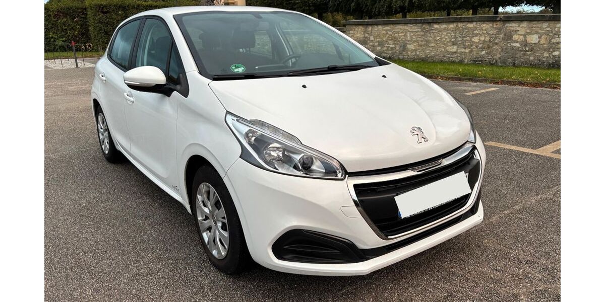Peugeot 208 49.320 km 6.900 &euro; Dresden 01069