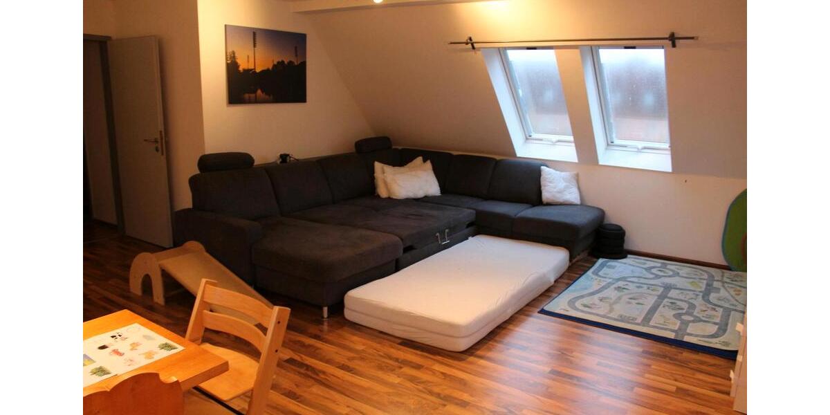 Dachgeschoßwohnung Jena - 3 Zimmer, 75 m&sup2;, 1.160&euro; | Angebot:26413419