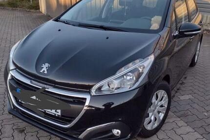 Peugeot 208 73.800 km 5.990 &euro; Heide 25746