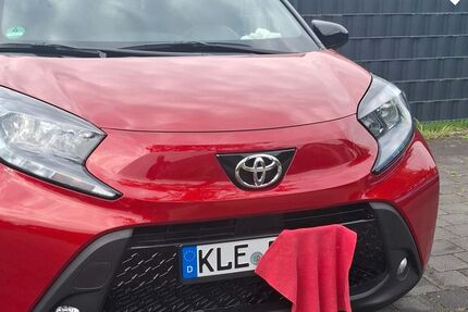 Toyota Aygo (X) 5.500 km 16.900 &euro; Kleve 47533