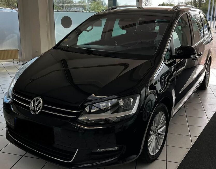 VW Sharan 127.000 km 21.900 € Oldenburg 26133