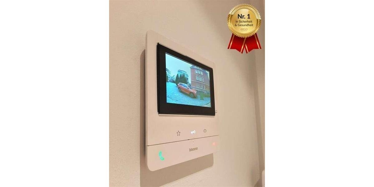 Dachgeschoßwohnung Magdeburg - 1 Zimmer, 52 m&sup2;, 569&euro; | Angebot:25483372