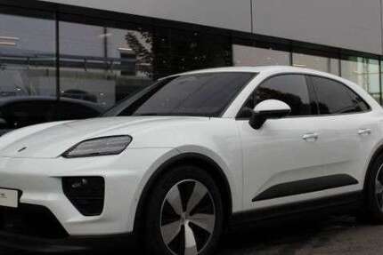 Porsche Macan 9.900 km 94.900 &euro; Wiesbaden 65187