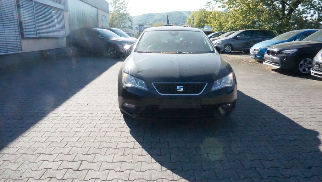 Seat Leon 202.210 km 4.900 &euro; Konz 54329
