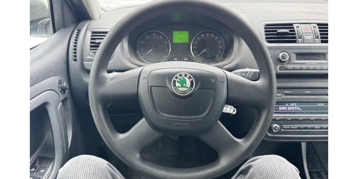 Skoda Fabia Ambiente Family 5J 188.000 km 1.999 &euro; Hamburg 22339