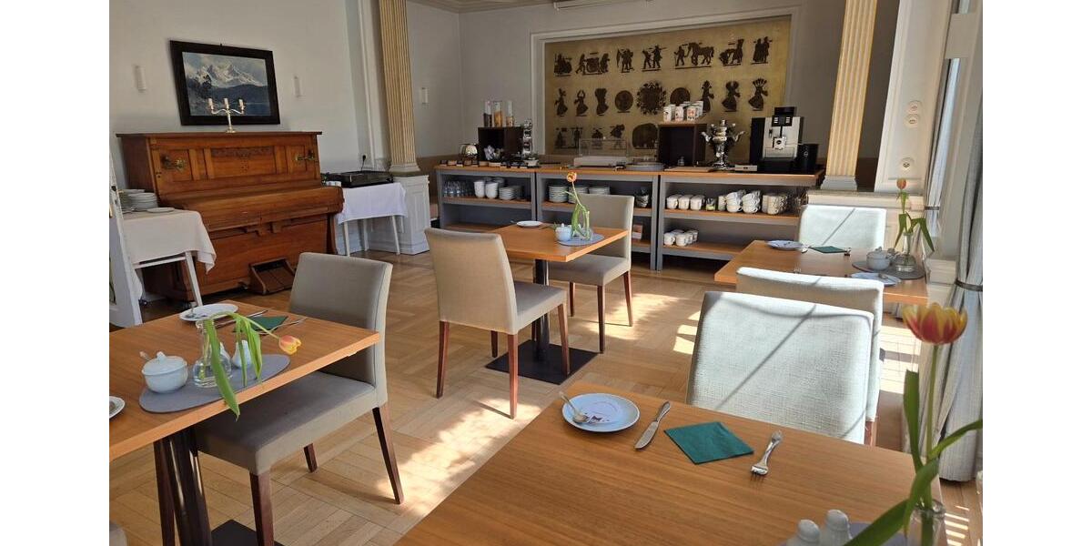 Einfamilienhaus Lindenberg im Allgäu - 18 Zimmer, 1.900 m&sup2;, 2.050.000&euro; | Angebot:27093760