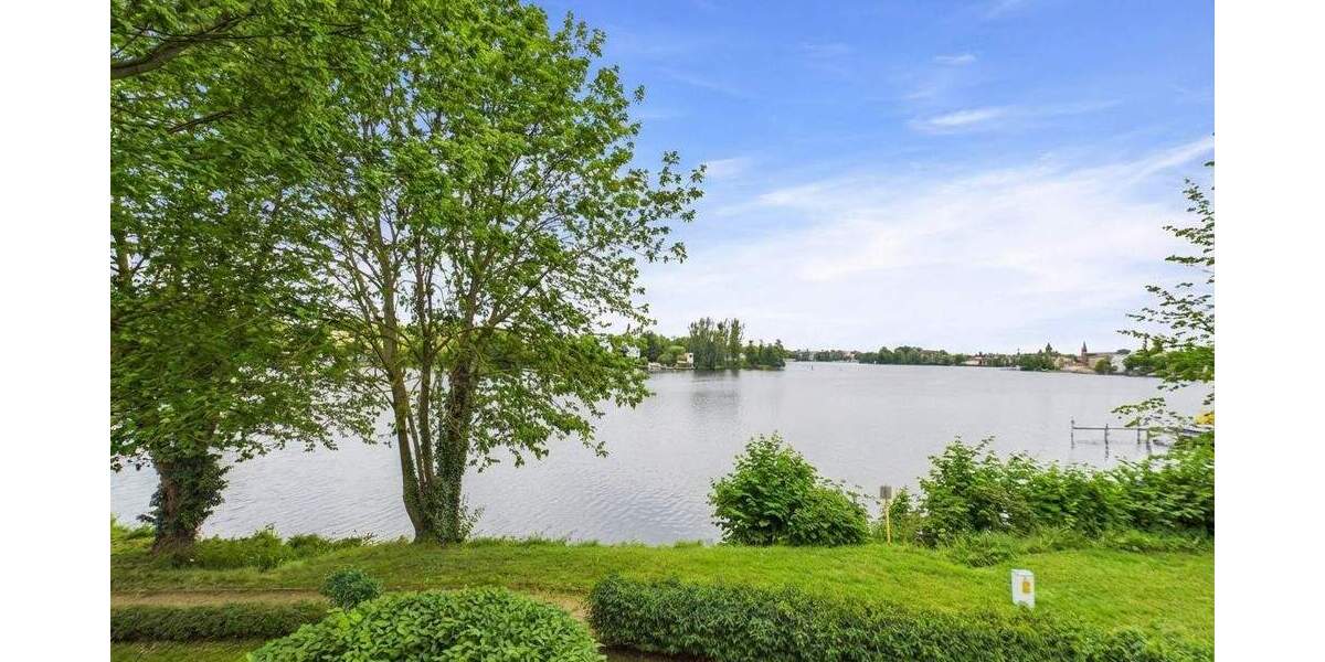 Erste Reihe - Stilvolles Wohnen mit Wasserblick in Berlin-Köpenick 3 zimmer