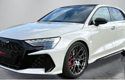 Audi RS3 1.100 km 77.490 &euro; Lohr am Main 97816