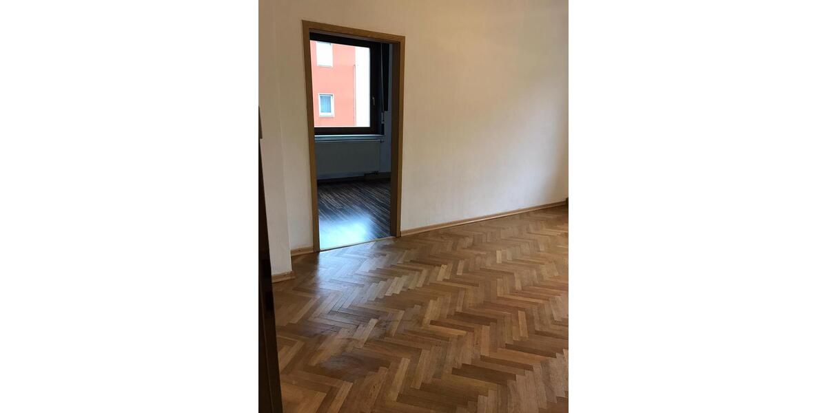 Etagenwohnung Nürnberg Hasenbuck - 3 Zimmer, 70 m&sup2;, 210.000&euro; | Angebot:27120601