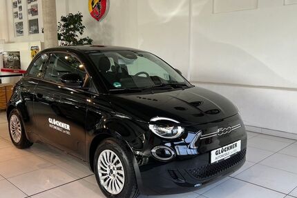 Fiat 500e 14.789 km 33.990 € Dresden 01109