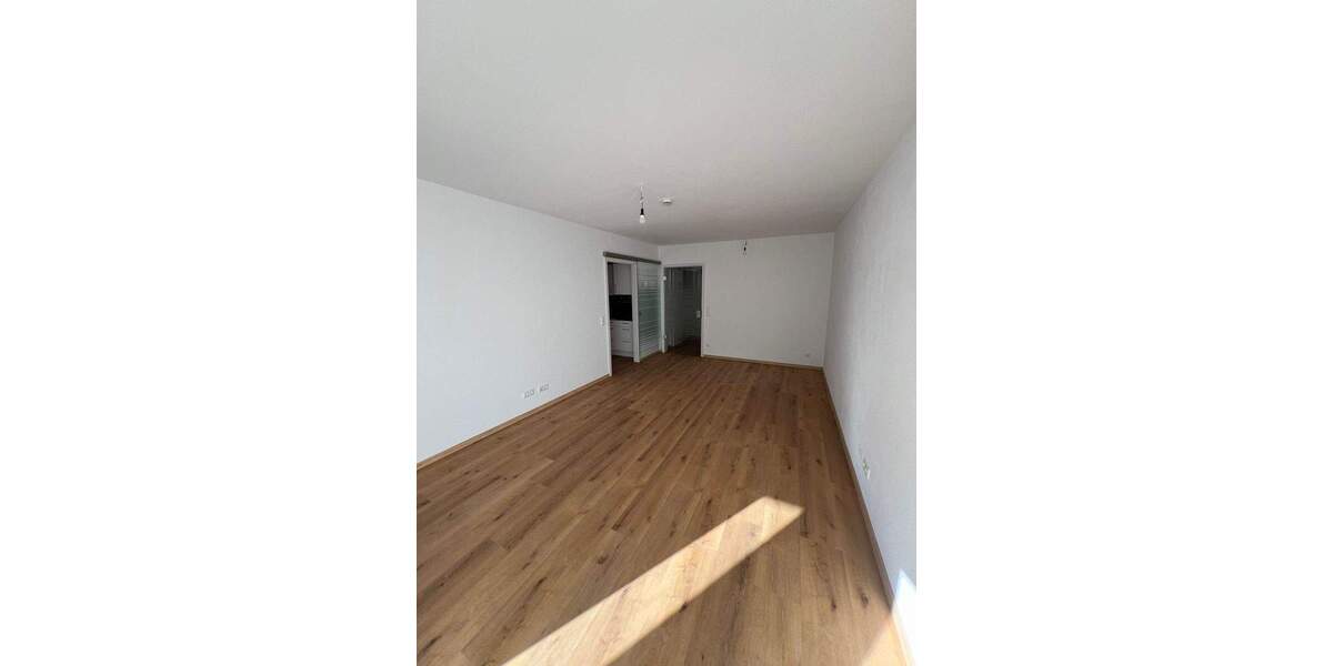 Terrassenwohnung Wehringen - 2 Zimmer, 74 m&sup2;, 893&euro; | Angebot:26334330