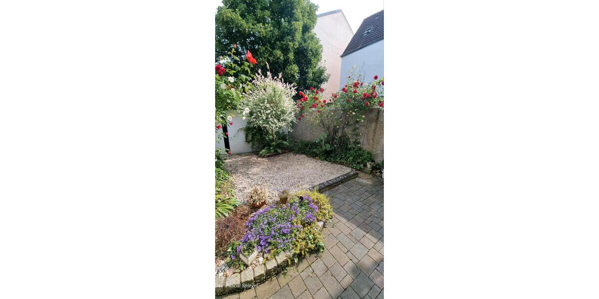 Reihenhaus Lippstadt - 3 Zimmer, 110 m&sup2;, 300.000&euro; | Angebot:24293961