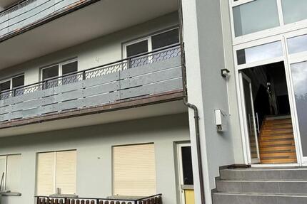 Haus Kastellaun - 6 Zimmer, 250 m&sup2;, 1.700&euro; | Angebot:24541288