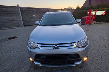 Mitsubishi Outlander 153.000 km 10.500 &euro; Neumünster 24539