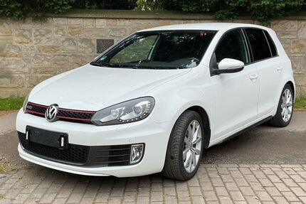 VW Golf 108.100 km 14.900 &euro; Bückeburg 31675