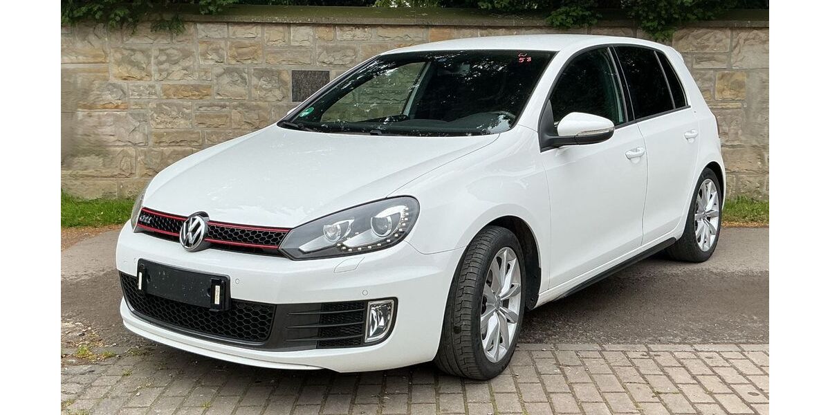 VW Golf 108.100 km 14.900 &euro; Bückeburg 31675