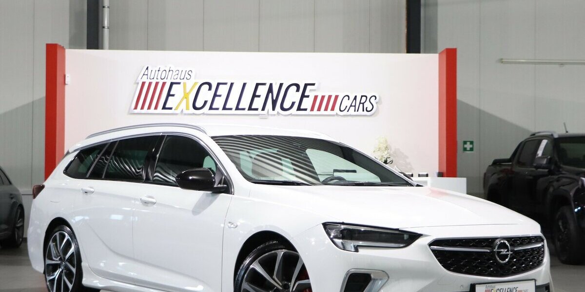 Opel Insignia 2.0 ST 4x4 OPC-LINE GSI WHITE / VC+HUD 140.000 km 18.555 &euro; Hamm 59077