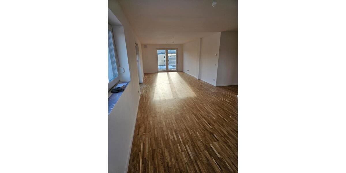 Etagenwohnung Rottenburg an der Laaber - 4 Zimmer, 117 m&sup2;, 1.295&euro; | Angebot:26026751