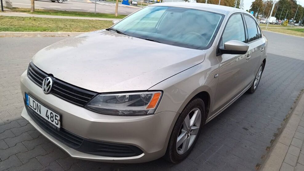 VW Jetta 166.000 km 5.900 € bonn 53639