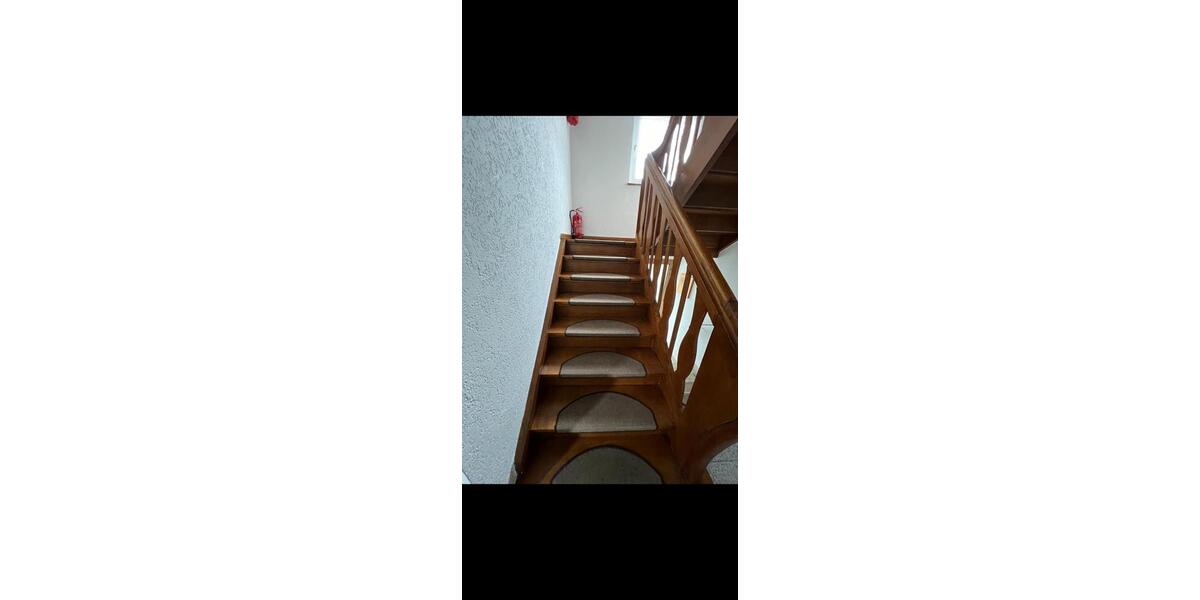 Dachgeschoßwohnung Ötzingen - 3 Zimmer, 80 m&sup2;, 950&euro; | Angebot:26199316