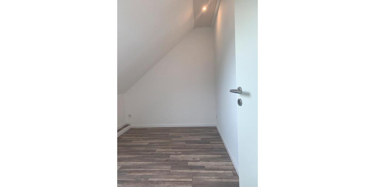 Dachgeschoßwohnung Nieder-Olm Olm - 2 Zimmer, 47 m&sup2;, 750&euro; | Angebot:26396989