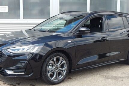 Ford Focus 14.500 km 24.990 &euro; Schramberg 78713